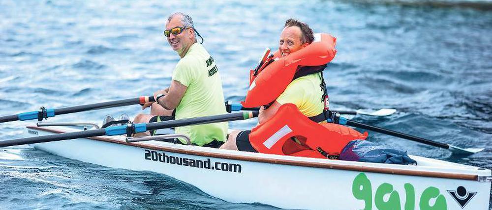 Missionarischer Eifer. Eran Davidson (l.) und Veit Quack wollten mit ihrer ungewöhnlichen Aktion auf die Folgen des steigenden Meeresspiegels aufmerksam machen.