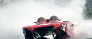 Noch nicht so schnell. Bei der brandenburgischen Polizei ist das Powerboat-Problem bislang nicht akut. Geschwindigkeitsrennen mit starken Motorbooten auf den heimischen Gewässern sind nicht auf der Tagesordnung.