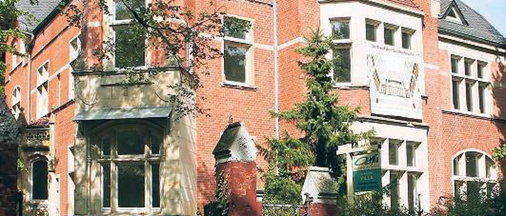 Glanzstück. In der Siemensvilla in der Gregor-Mendel-Straße sollen ab August 167 Kinder betreut werden. Träger der neuen Kita soll die Fröbel GmbH werden.