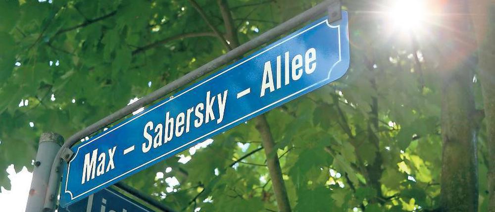 Widerspruch? In Teltow wurde eine Straße nach Max-Sabersky benannt.