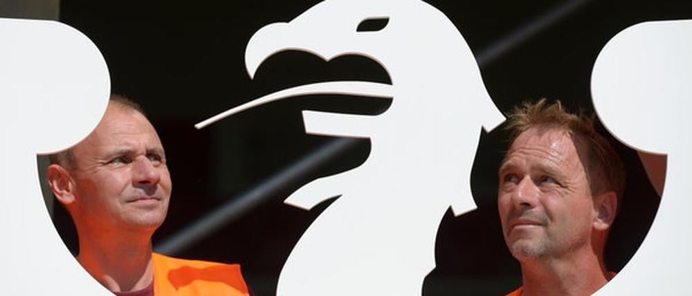 Weiß statt rot? Das geht gar nicht, finden viele Brandenburger, wenn es um ihr Wappentier im neuen Landtag geht.
