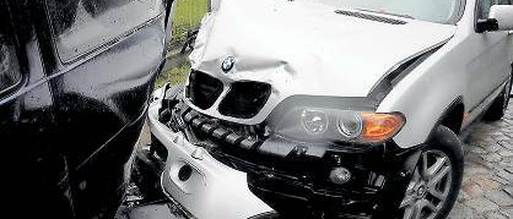 Aufprall. Keiner der vier am Unfall beteiligten Wagen war mehr fahrbereit.