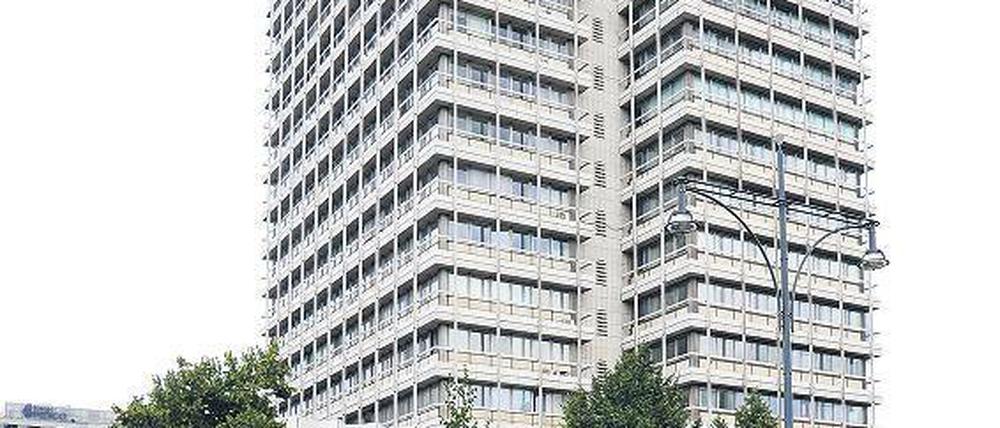 Hier wurden Träume verkauft. Im Haus des Reisens residierte einst die DDR-Fluggesellschaft Interflug. Heute wird hier im „Weekend“ gefeiert.