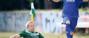 FSV ohne Chance. Benjamin Weiß (r.) überläuft Babelsbergs Patrick Moritz .