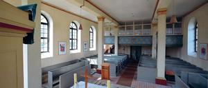 Schlichte Schönheit. Die Schäper Kirche hat viele Blessuren erlitten.