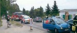 Crash. Wegen des Unfalls musste die B2 kurzzeitig gesperrt werden.