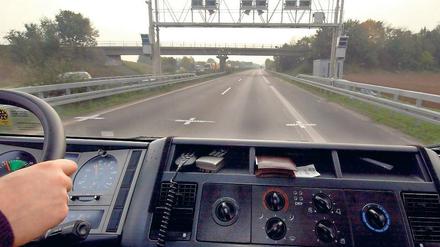 Keine Lust? Immer weniger junge Menschen wollen Trucks fahren.