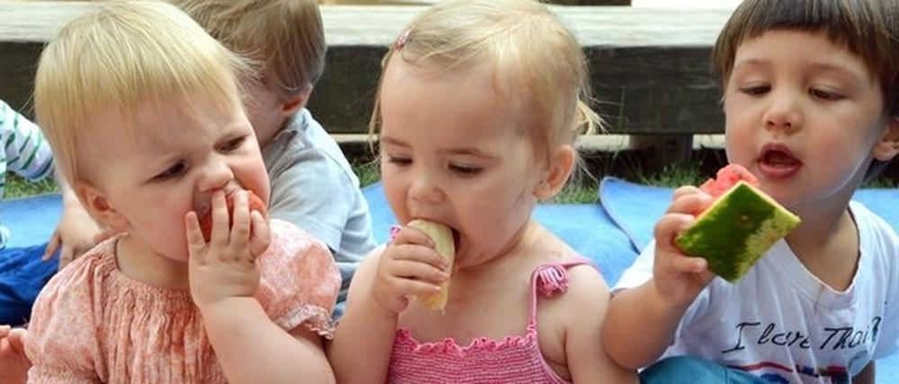 Gesundes Essen ist nicht alles: Für das Wohl der Kinder ist vor allem das Elternhaus entscheidend.