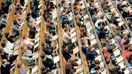 Zu viel? Von 51 000 Studienplätzen sind nur rund 31 000 ausfinanziert.