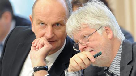 Zusammen weiter? Nach Platzecks Rücktritt soll die rot-rote Koalition fortgeführt werden.