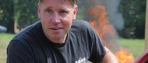 Lässt es nicht nur zum Jubiläum ordentlich krachen: Pyrotechniker Udo Lüttich