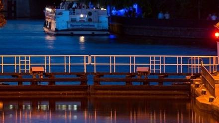 Schleusenstreik: Gerade jetzt im Sommer trifft der Tarifstreit viele Wassertouristen in Brandenburg.