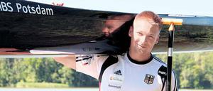 Vorfreude auf die Heim-WM. Stefan Kiraj vom Kanu-Klub Potsdam wird beim Weltchampionat in Duisburg im Einercanadier über 200 Meter und für die Staffel knien. Dafür trainiert der 24-Jährige derzeit in Kienbaum.