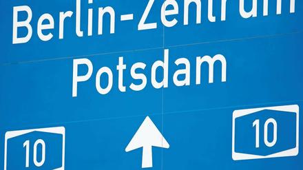 Acht Streifen. Die A10 wird breiter.