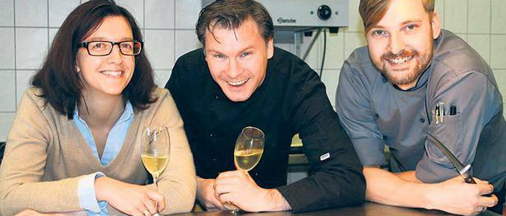 Das Team: Claudia und Jörg Frankenhäuser mit Patrick Schwatke (v. l.)