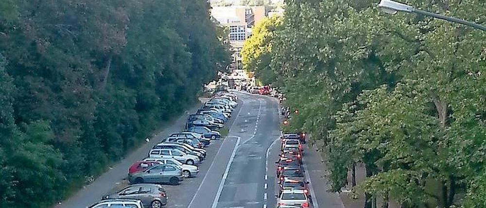 Anstehen. Auf dem Brauhausberg gab es am Donnerstag Stau.