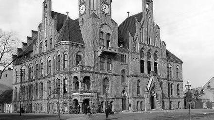 Aus der Kaiserzeit. Das Rathaus Babelsberg um 1900.