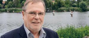 Ab August wieder Vollzeit im Amt. Die Blütentherme ist für Werner Große jetzt das entscheidende Thema.