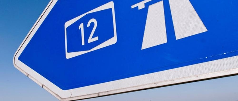 Ein tödlicher Unfall auf der A12 bei Frankfurt (Oder).