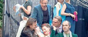 Und mittendrin der Menschenfeind. Das Potsdamer Poetenpack bei einer Probe von Molières „Der Menschenfeind“ auf der Open-Air-Bühne im Q-Hof.