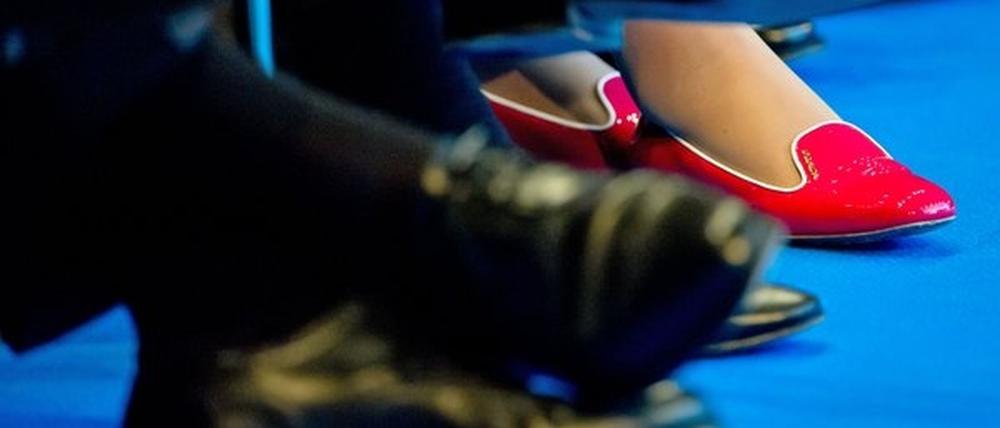 Nach wie vor sind alle gemeint - nur die Sprache ändert sich. Statt Professor heißt es jetzt Professorin - an der Uni Potsdam.