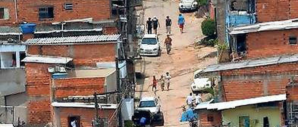 Ob in Brasilien oder Deutschland: Die Mehrheit der Menschen lebt in Städten. Die Probleme, aber auch die Strategien zu mehr Nachhaltigkeit, sind jedoch verschieden.