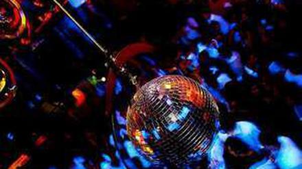 Speziell Türken werden in Berlins Clubs an der Tür abgewiesen - das zeigte nun ein Fernsehbericht.