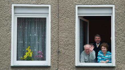Haben sie schon wieder das Nachsehen? BER-Chef Hartmut Mehdorn will gegen das Schallschutz-Urteil des Oberverwaltungsgerichts vorgehen.