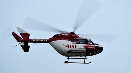 Mit einem Rettungshubschrauber wurde die Schwerverletzte in die Klinik gebracht.