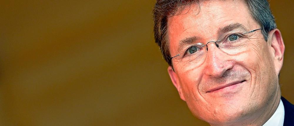 Entschieden pro Reli. Wolfgang Huber, Berliner Bischof und Ratsvorsitzender der Evangelischen Kirche in Deutschland.