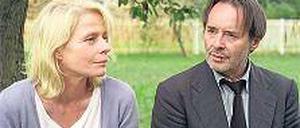 Was ist da bloß passiert? Die Eltern Hanna (Corinna Kirchhoff) und Jakob (Uwe Kockisch) in „Die Besucher“.