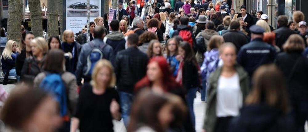 180 000 mehr oder weniger....Berlin hat sich bei seine Einwohnerzahlen in den vergangenen Jahren grob verschätzt. Jetzt müssen womöglich Gelder zurückgezahlt werden.