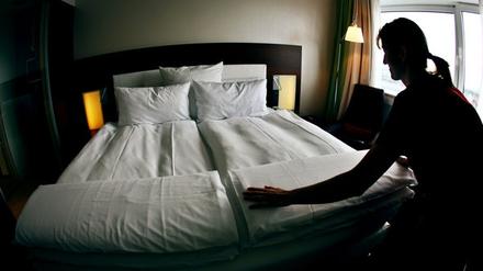 Eine Bettensteuer auf Hotelübernachtungen soll jetzt die Pflege der Potsdamer Parks finanzieren. Der Hotel- und Gaststättenverband ist dagegen.