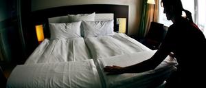 Eine Bettensteuer auf Hotelübernachtungen soll jetzt die Pflege der Potsdamer Parks finanzieren. Der Hotel- und Gaststättenverband ist dagegen.
