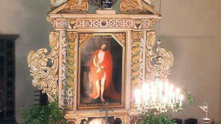 Prächtig. Ein neues Buch widmet sich eingehend dem Ribbeck-Altar.