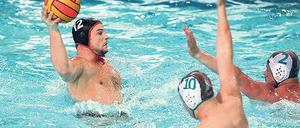 Vor dem Abwurf. Marko Stamm will mit den Wasserfreunden angreifen.