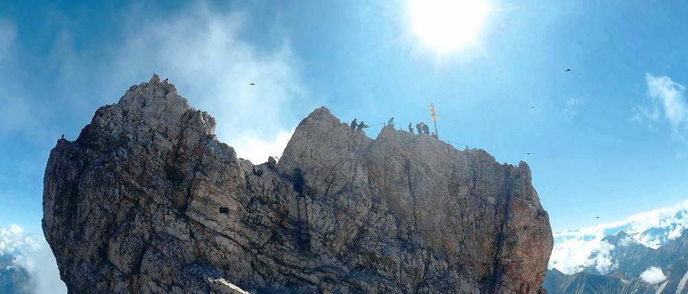 Im Wandel. Frühling, Sommer und Herbst in den Alpen – hier die Zugspitze – dauern heute deutlich länger als früher.