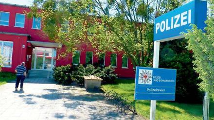 Polizeiwache in Teltow. Künftig soll es Schließzeiten geben.