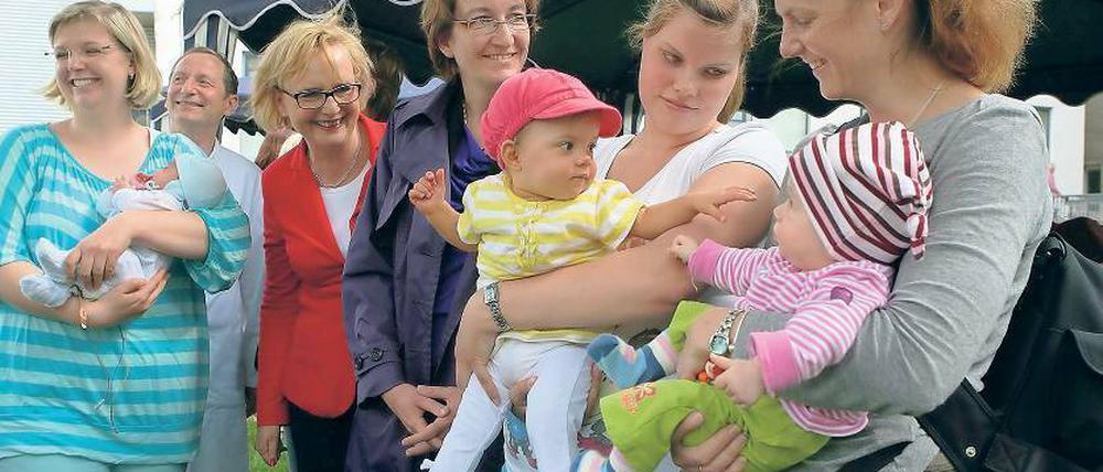 Groß geworden. Auch Lea und Sarah wurden nach der Klinik-Entlassung weiter betreut. Ihre Mütter loben das Nachsorge-Team.