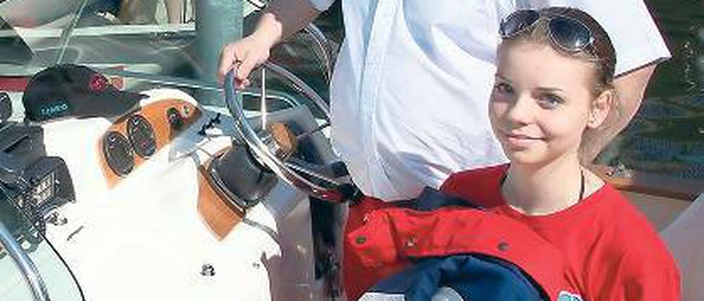 Annika ist die jüngste Rettungsschwimmerin der Wasserwacht