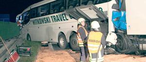 Großeinsatz. Der schwere Unfall mit einem Reisebus bei Michendorf.