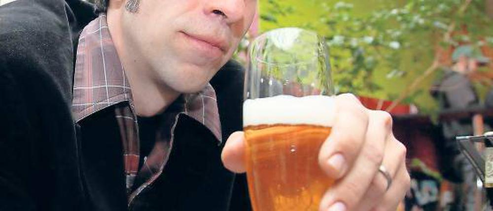 Mit Unschuldsblick. Matt Sweetwood ist den Biertrinkern auf der Spur.