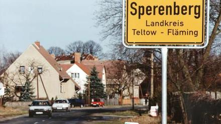 Der Zug ist abgefahren, der mögliche Flughafen-Standort Sperenberg ist keiner mehr. Das sagt heute sogar Brandenburgs ehemaliger Ministerpräsident Manfred Stolpe.