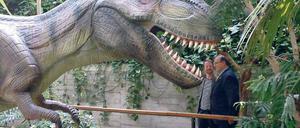 Der T-Rex, der hat Zähne... Die Biosphäre hat eine neue Dino-Ausstellung.