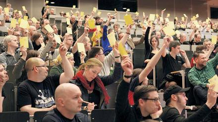 Harte Diskussionen. Auf der Außerordentlichen Mitgliederversammlung des SV Babelsberg 03 ging es am Mittwochabend um den neuen Aufsichtsrat – und dabei hoch her.