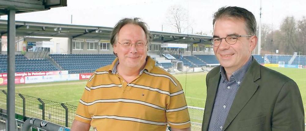 Notvorstand. Wie lange Archibald Horlitz (links) und Götz Schulze dem Fußball-Drittligisten SV Babelsberg 03 noch vorstehen werden, hängt von der heutigen Aufsichtsratswahl und der anschließenden Berufung eines neuen Vorstandes ab. Die beiden amtieren seit dem 2. April als vorübergehendes Führungsgremium des Vereins.