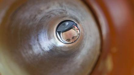 Schon verjährt? Über die Erhebung von Wasseeranschluss-Gebühren wird seit Jahten gestritten - bewegt hat sich in Brandenburg bislang nichts