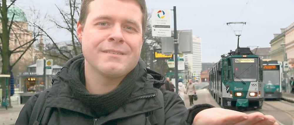 Ein Nostalgiker. Wenn Robert Leichsenring von den alten Bahnen spricht, kommt er ins Schwärmen. Dass die Tatrabahnen in Potsdam ausrangiert werden, stimmt den Studenten traurig. Mit einem Verein restauriert er auch einen Wagen der ersten elektrischen Bahn Potsdams.