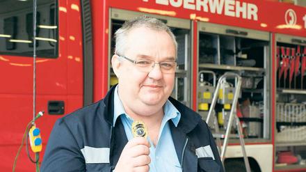 Eine Chief-Medaille. Christoph Ritscher vom BBW brachte sie aus Sioux Falls für den Chef der Gefahrenabwehr bei der Potsdamer Feuerwehr, Dirk Häusler, als Dankeschön mit.