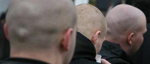 Fragwürdig: Neonazis als V-Männer.